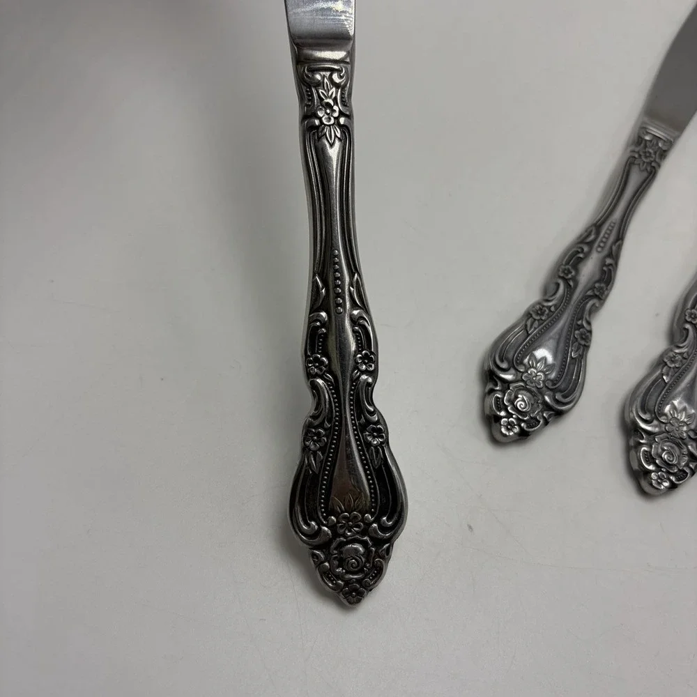 Oneida Michelangelo Dinner Knives Stainless Lot of 6 Silverware